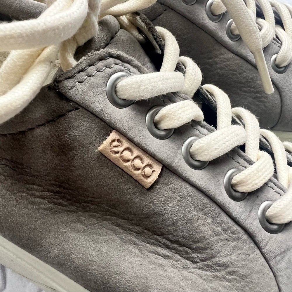 ECCO Gray Removable Insole Comfort Soft 7 Round Toe Lace-Up Leather Sneakers - Picture 4 of 10
